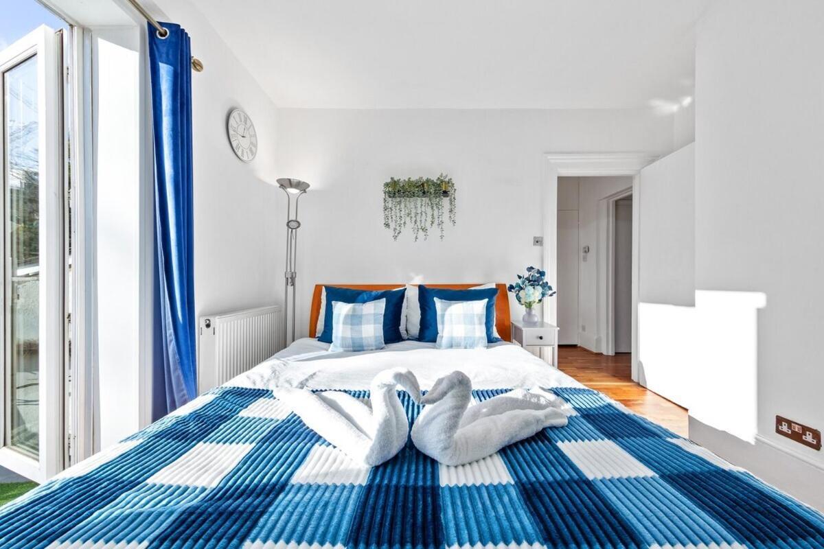 Balcony Blue Theme 1 Bedroom Central London Luxury Flat Near Hyde Park! Accommodates Up To 6! Double Sofa Bed And Next To Station! Kültér fotó