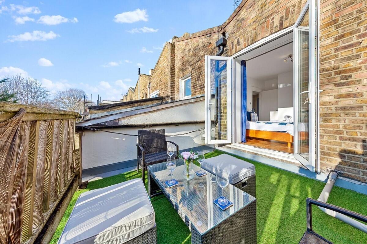 Balcony Blue Theme 1 Bedroom Central London Luxury Flat Near Hyde Park! Accommodates Up To 6! Double Sofa Bed And Next To Station! Kültér fotó